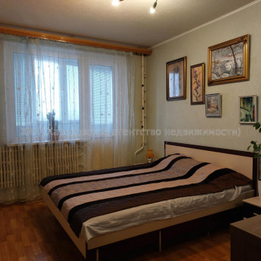 Сдам квартиру, Свинаренко Петра ул. , 2  ком., 62 м², косметический ремонт 