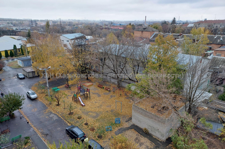 Сдам квартиру, Свинаренко Петра ул. , 2  ком., 62 м², косметический ремонт 