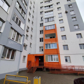 Продам квартиру, Мира ул. , 2 кім., 53.80 м², без внутренних работ