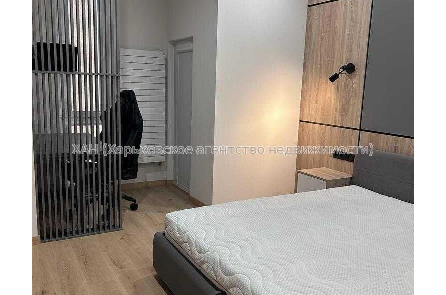 Продам квартиру, Клочковская ул. , 3  ком., 77 м², авторский дизайн 