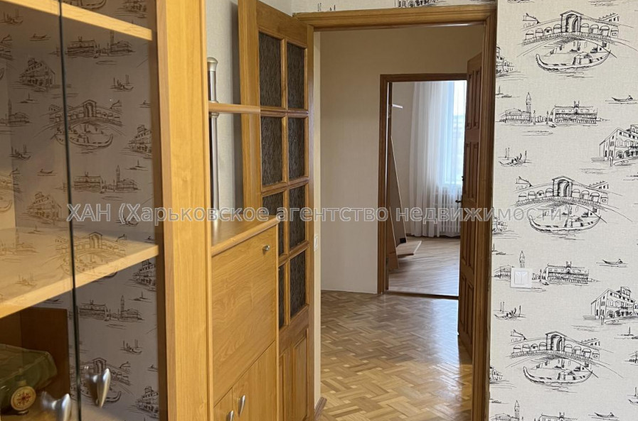 Продам квартиру, Звездная ул. , д. 4 , 3  ком., 69 м², капитальный ремонт 