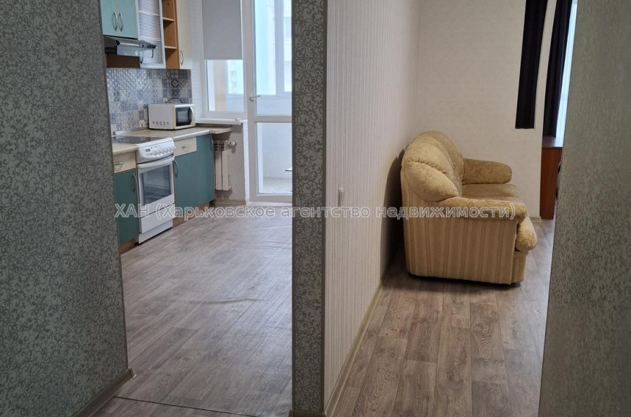 Сдам квартиру, Героев Харькова просп. , 1  ком., 45 м², капитальный ремонт 