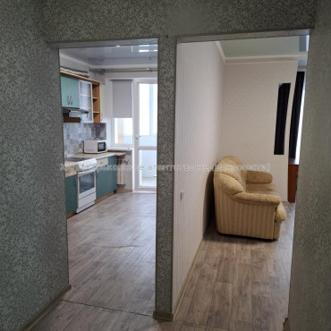 Сдам квартиру, Героев Харькова просп. , 1  ком., 45 м², капитальный ремонт 