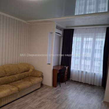 Сдам квартиру, Героев Харькова просп. , 1  ком., 45 м², капитальный ремонт 