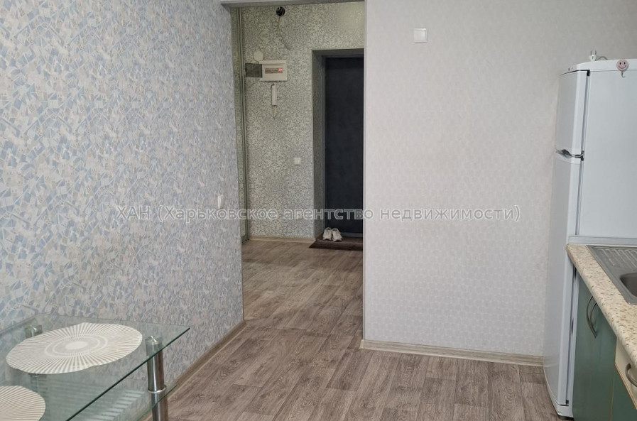 Сдам квартиру, Героев Харькова просп. , 1  ком., 45 м², капитальный ремонт 