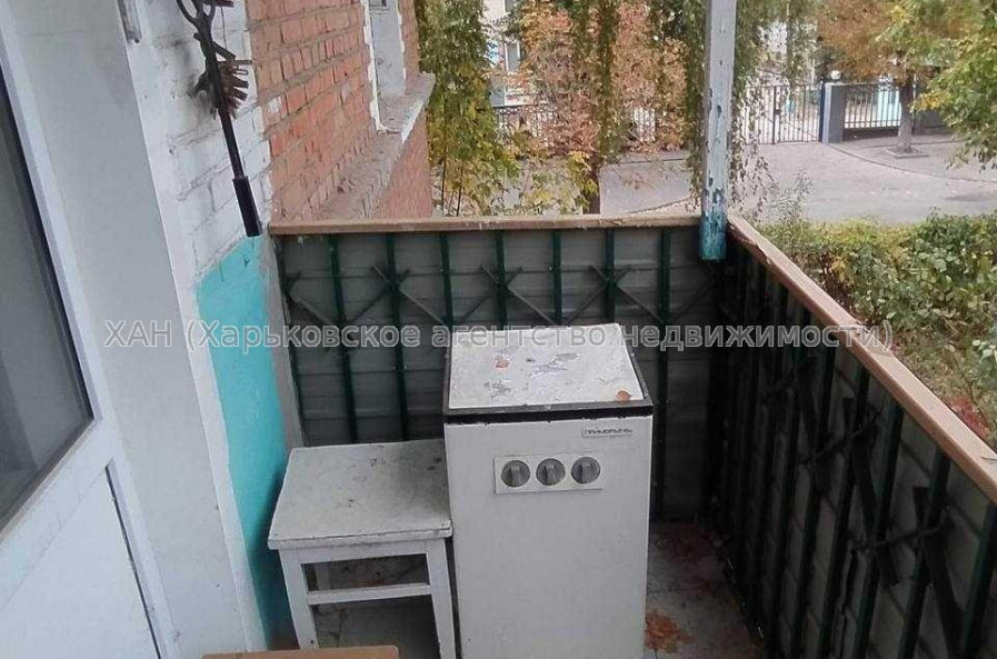 Продам квартиру, Сумгаитская ул. , 3 кім., 60.70 м², без ремонта 