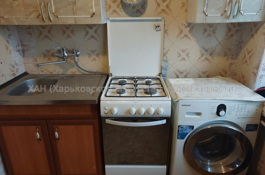 Здам квартиру, Александровский просп. , 2 кім., 46.50 м², косметический ремонт 