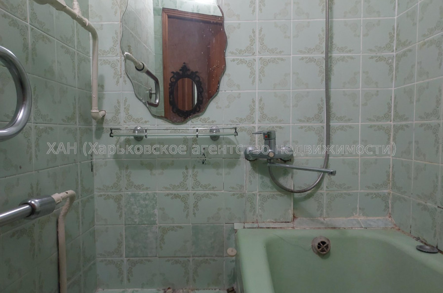 Здам квартиру, Александровский просп. , 2 кім., 46.50 м², косметический ремонт 