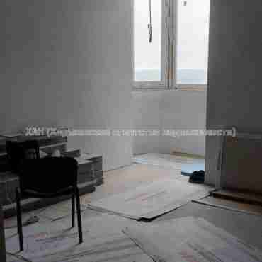 Продам квартиру, Науки просп. , 3 кім., 97 м², частичный ремонт 