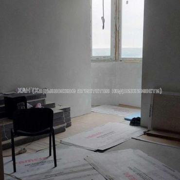 Продам квартиру, Науки просп. , 3 кім., 97 м², частичный ремонт  - фото 1 Продам квартиру, Науки просп. , 3 кім., 97 м², частичный ремонт