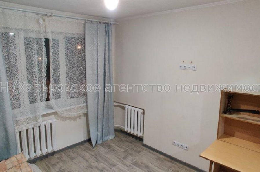 Продам квартиру, Гарибальди ул. , 1 кім., 28 м², капитальный ремонт 