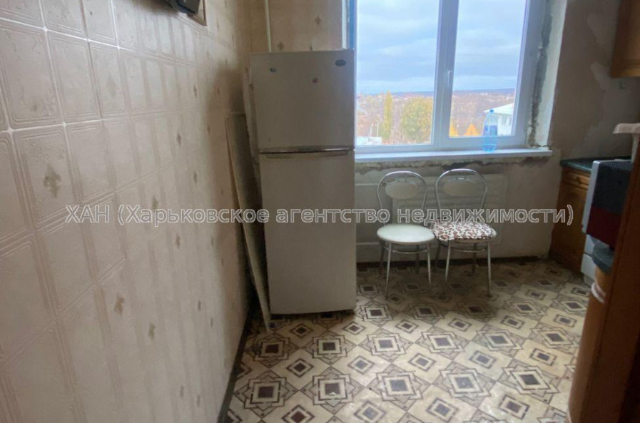 Продам квартиру, 3 кім., 67 м², косметический ремонт 