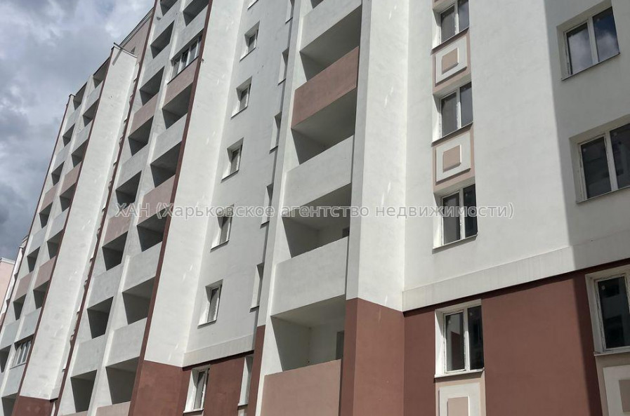 Продам квартиру, Шевченковский пер. , 1 кім., 42 м², без внутренних работ 