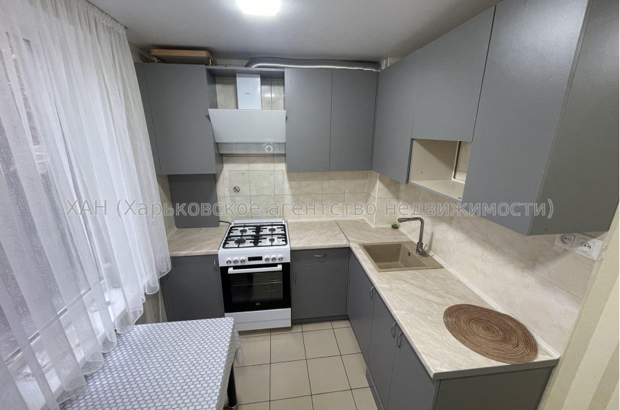 Продам квартиру, Салтовское шоссе , 1 кім., 33 м², евроремонт 