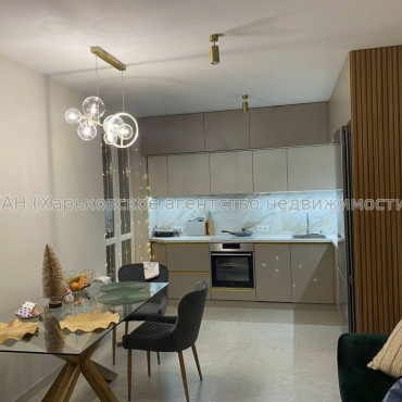Продам квартиру, Льва Ландау просп. , 2  ком., 112 м², авторский дизайн 