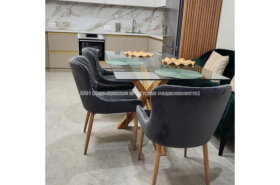 Продам квартиру, Льва Ландау просп. , 2 кім., 112 м², авторский дизайн 
