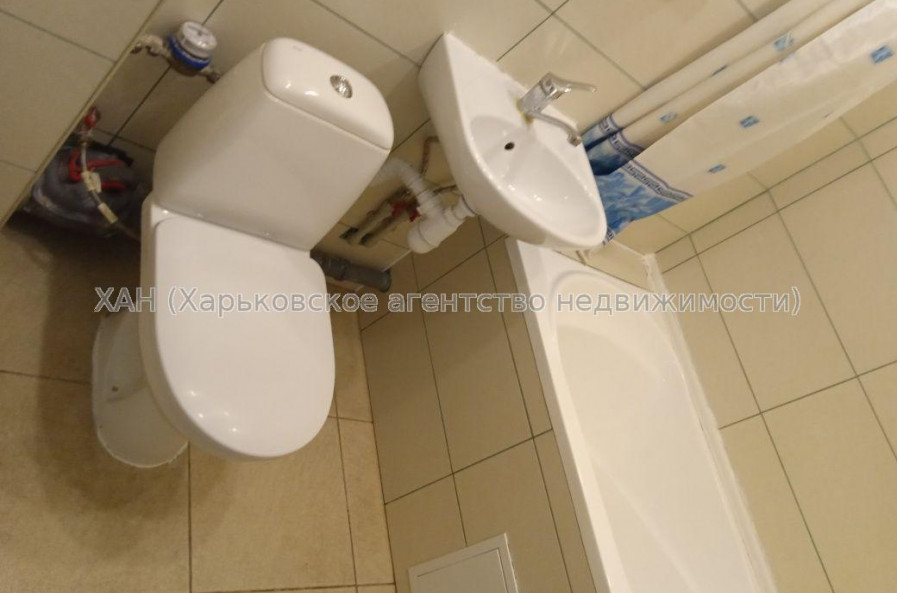 Продам квартиру, Резниковский пер. , 1  ком., 12 м², евроремонт 