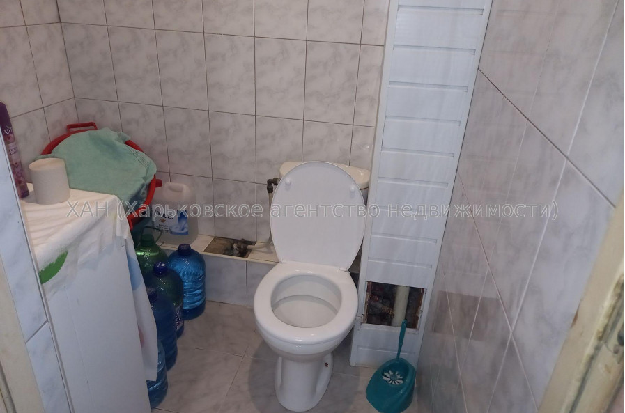 Продам квартиру, Единства ул. , 1  ком., 27 м², капитальный ремонт 