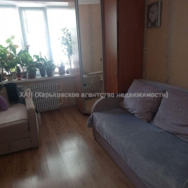 Продам квартиру, Единства ул. , 1 кім., 27 м², капитальный ремонт