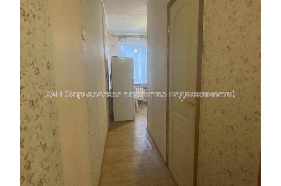 Продам квартиру, Победы просп. , 1  ком., 32 м², косметический ремонт 