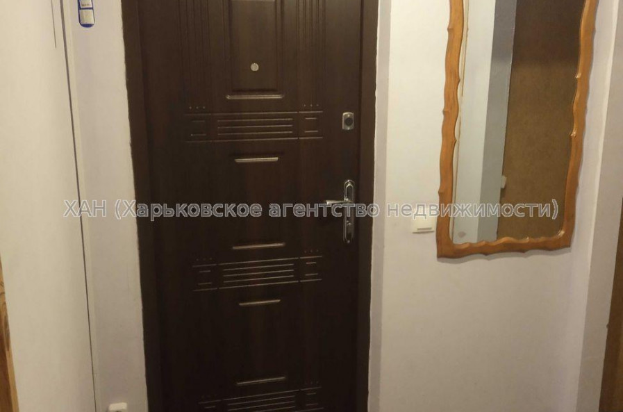 Продам квартиру, Соборности Украины ул. , 1  ком., 37.60 м², косметический ремонт 