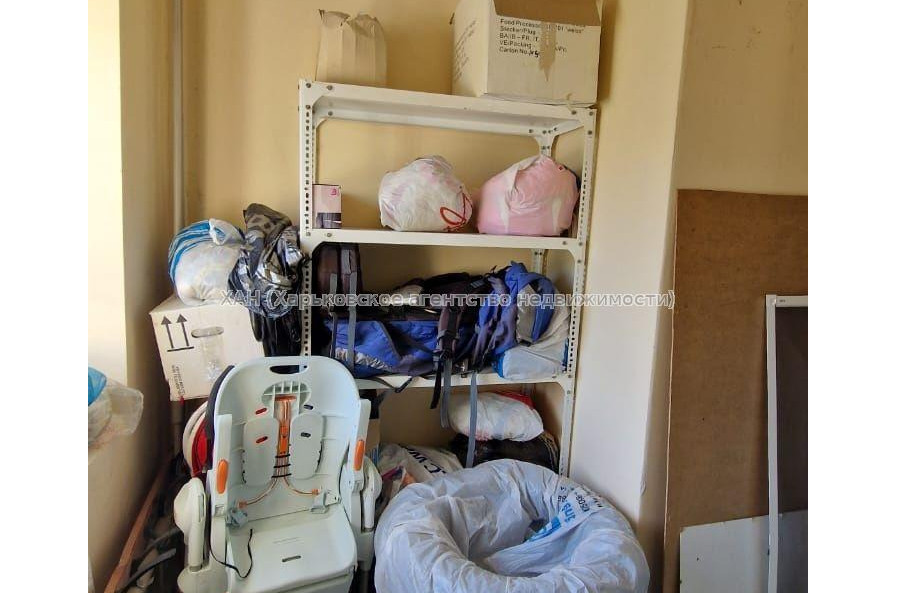 Продам квартиру, Салтовское шоссе , 1 кім., 54 м², косметический ремонт 