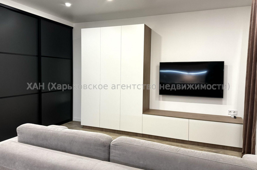 Продам квартиру, Героев Харькова просп. , 1  ком., 44 м², авторский дизайн 