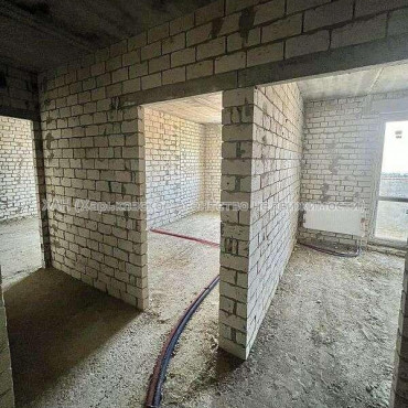 Продам квартиру, Борткевича ул. , 2 кім., 66 м², без ремонта 