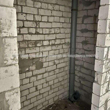 Продам квартиру, Борткевича ул. , 2 кім., 66 м², без ремонта 