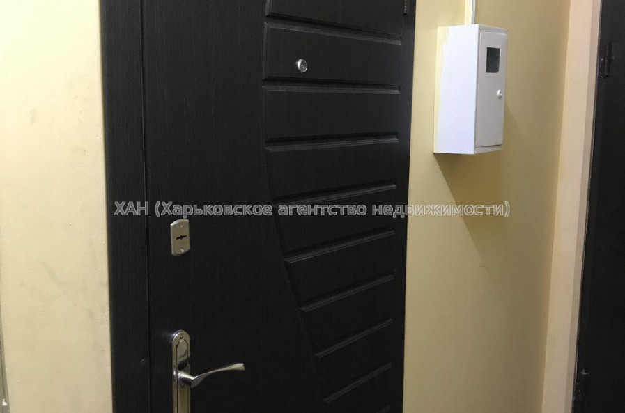 Продам квартиру, Автотракторная ул. , 1 кім., 19 м², капитальный ремонт 