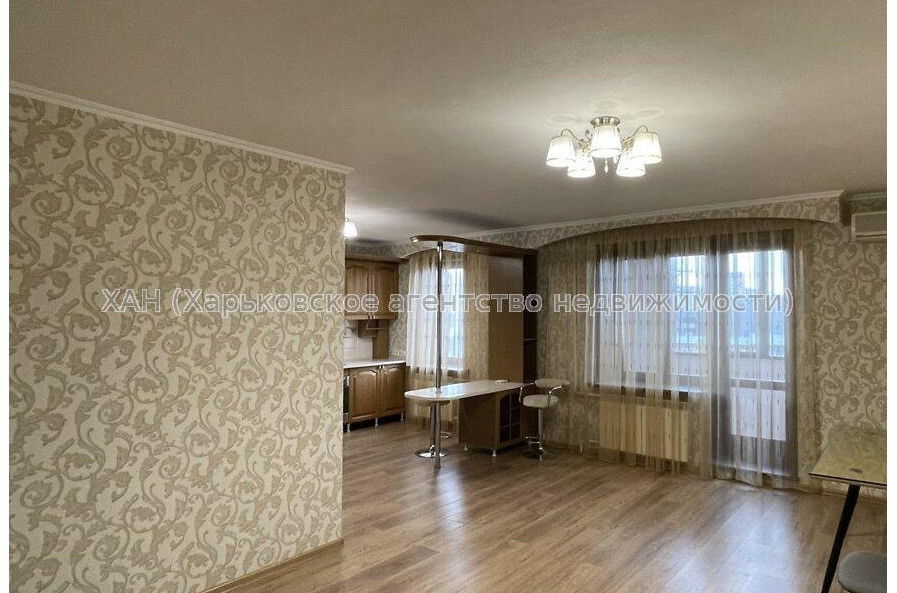 Продам квартиру, Аэрокосмический пр. , 3  ком., 124 м², евроремонт 