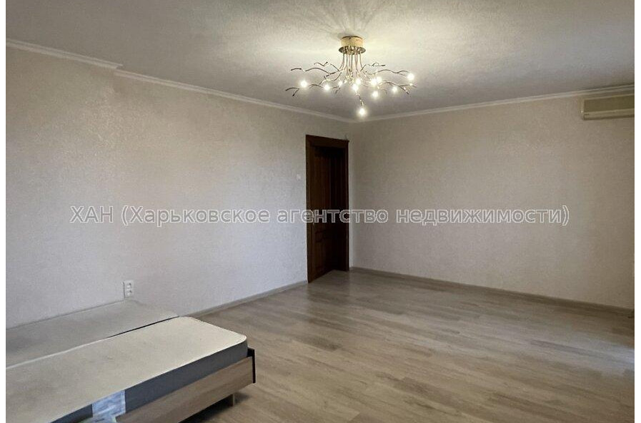 Продам квартиру, Аэрокосмический пр. , 3  ком., 124 м², евроремонт 