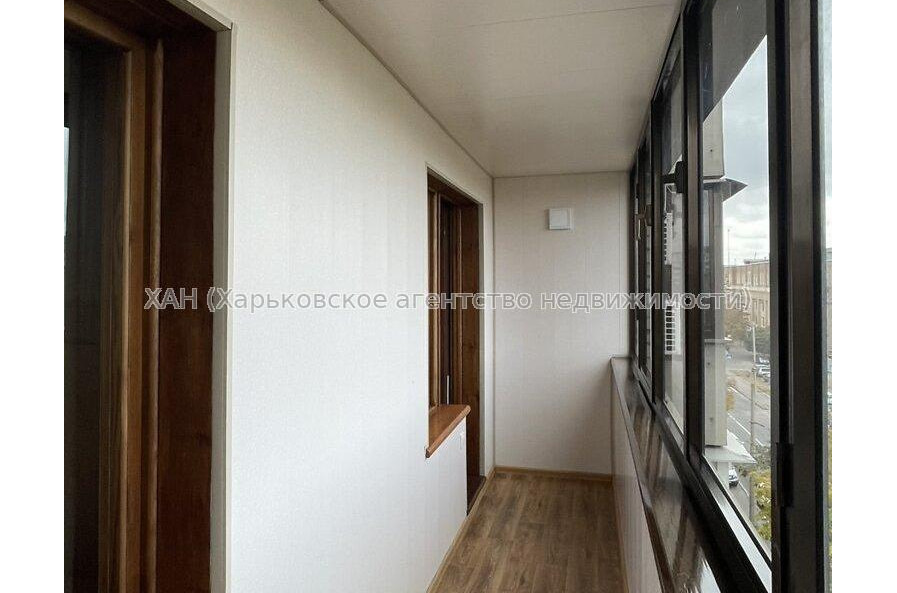 Продам квартиру, Аэрокосмический пр. , 3  ком., 124 м², евроремонт 