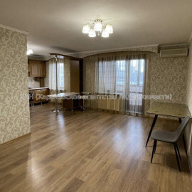 Продам квартиру, Аэрокосмический пр. , 3 кім., 124 м², евроремонт