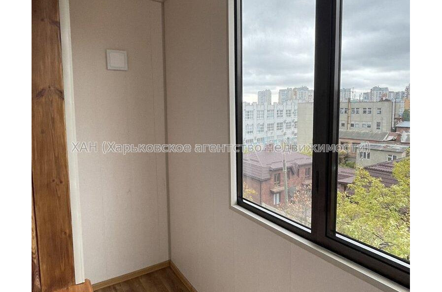 Продам квартиру, Аэрокосмический пр. , 3  ком., 124 м², евроремонт 