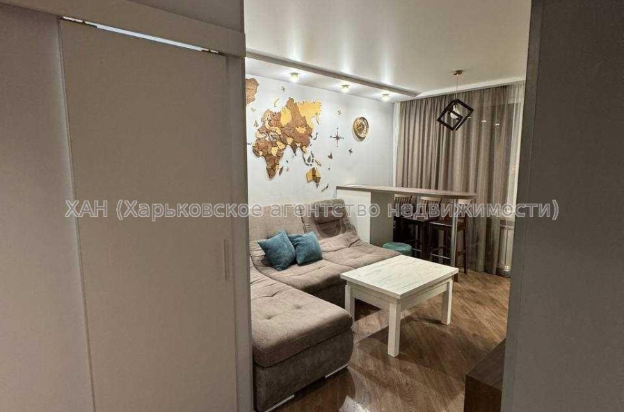 Продам квартиру, 23 Августа ул. , 2  ком., 44 м², авторский дизайн 