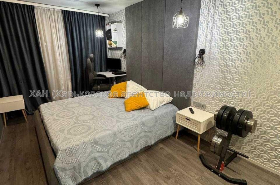 Продам квартиру, 23 Августа ул. , 2  ком., 44 м², авторский дизайн 