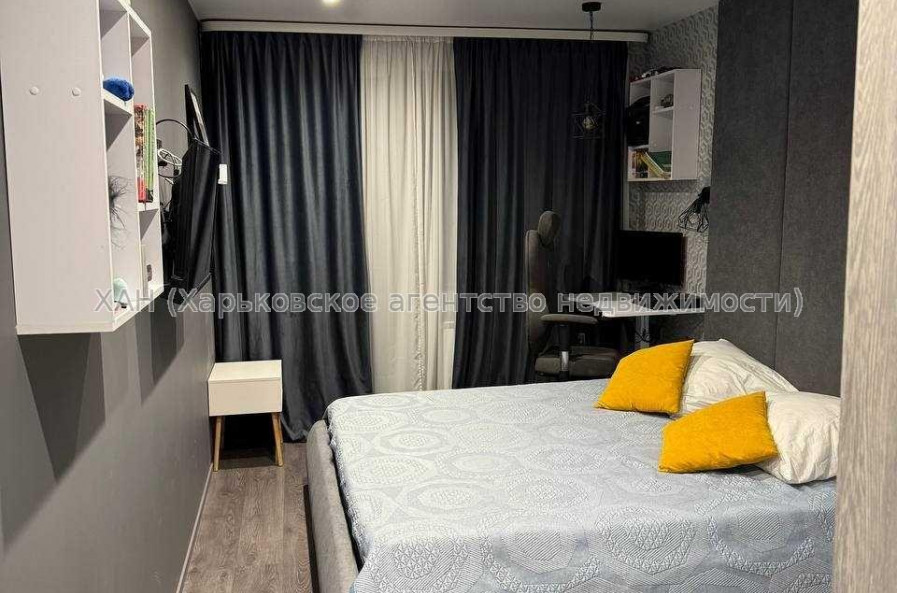 Продам квартиру, 23 Августа ул. , 2  ком., 44 м², авторский дизайн 