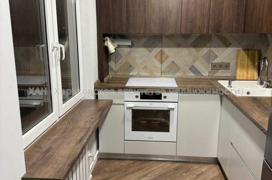 Продам квартиру, 23 Августа ул. , 2  ком., 44 м², авторский дизайн 