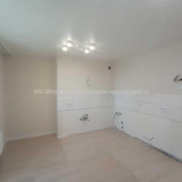 Продам квартиру, Рогатинская Левада ул. , 2 кім., 47 м², авторский дизайн 