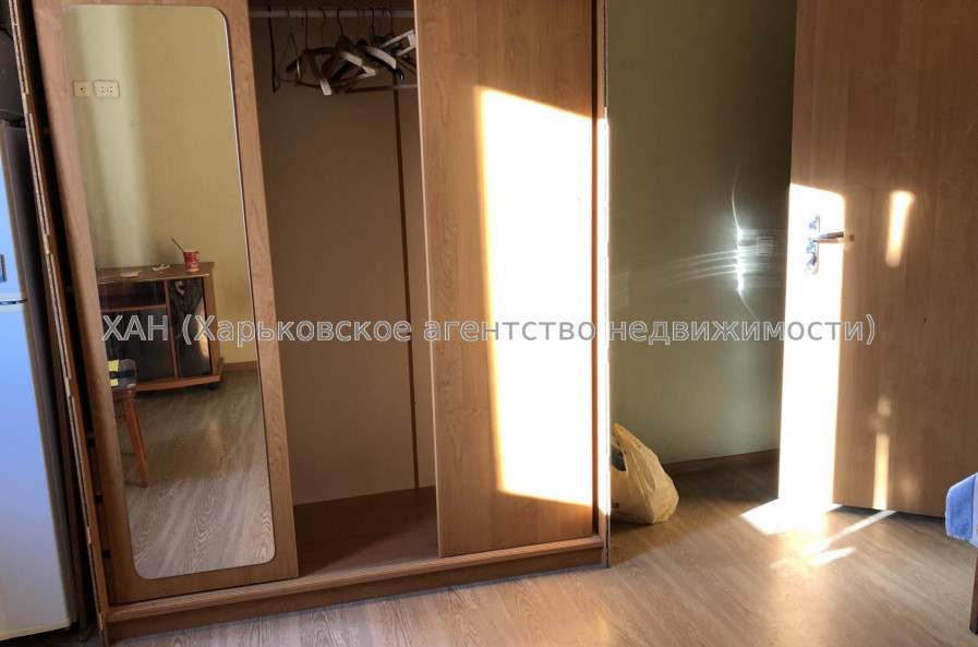 Здам квартиру, Космическая ул. , 1 кім., 16 м², косметический ремонт 