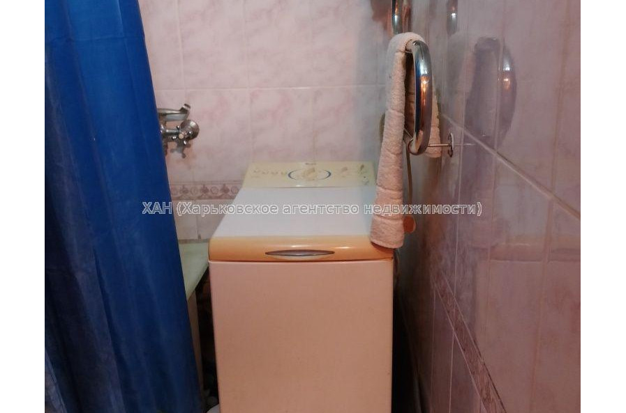 Продам квартиру, Каденюка ул. , 3  ком., 65.70 м², косметический ремонт 