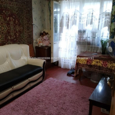 Продам квартиру, Каденюка ул. , 3  ком., 65.70 м², косметический ремонт 