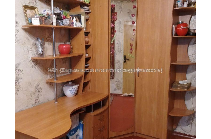 Продам квартиру, Каденюка ул. , 3  ком., 65.70 м², косметический ремонт 