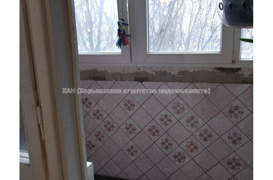 Продам квартиру, Каденюка ул. , 3  ком., 65.70 м², косметический ремонт 