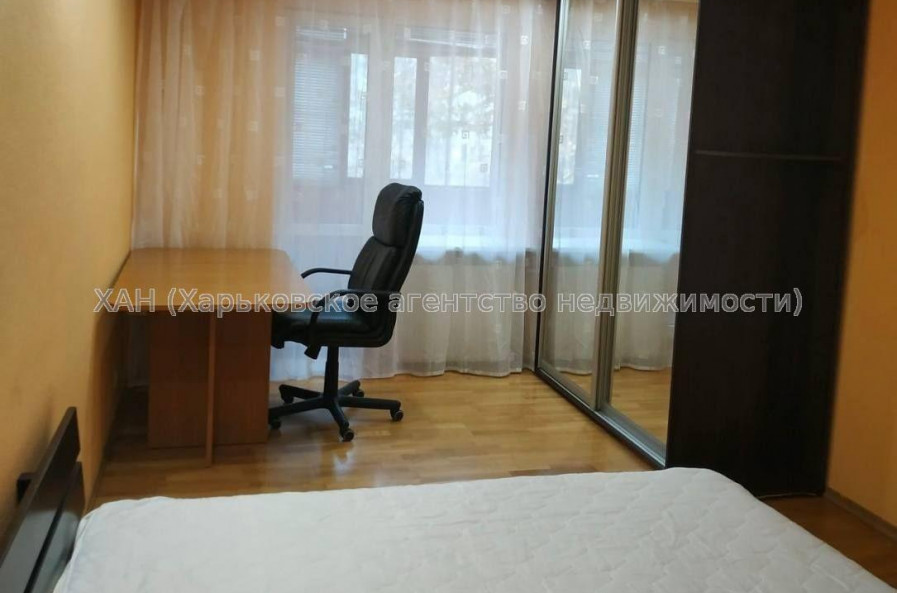 Продам квартиру, Аэрокосмический пр. , 1 кім., 44 м², евроремонт 