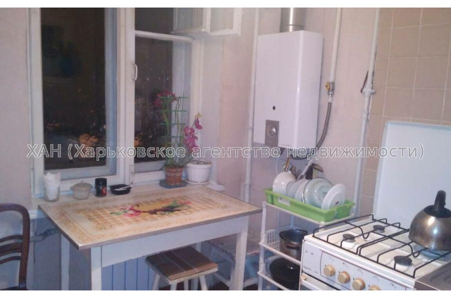 Продам квартиру, Гвардейцев Широнинцев ул. , 1  ком., 37 м², евроремонт 