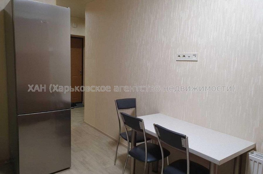 Продам квартиру, Гвардейцев Широнинцев ул. , 1  ком., 37 м², евроремонт 