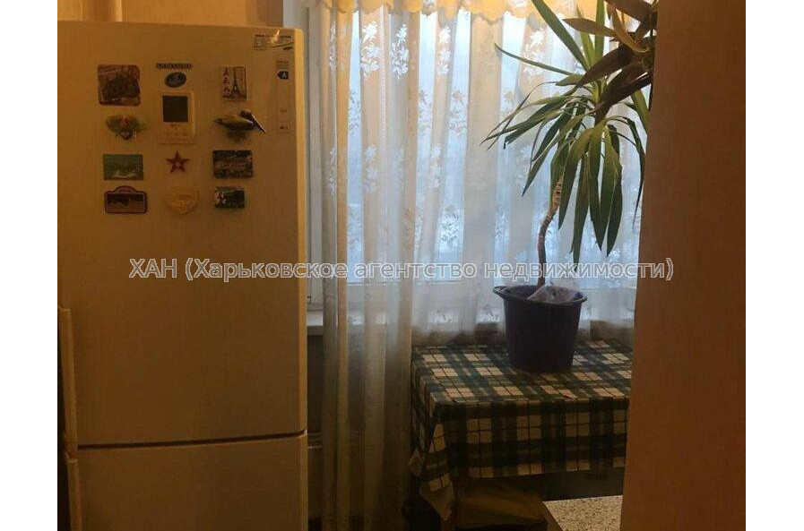 Продам квартиру, Людвига Свободы просп. , 1  ком., 37 м², капитальный ремонт 