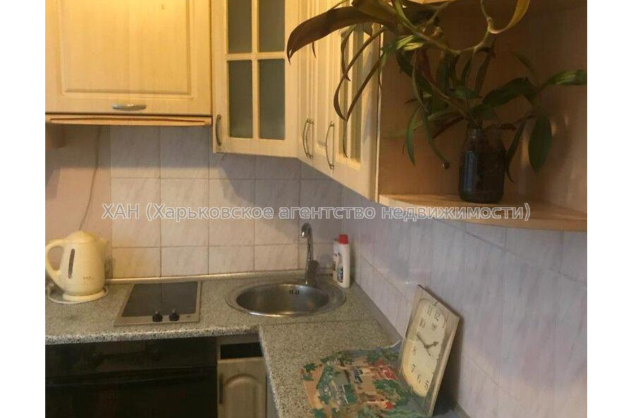 Продам квартиру, Людвига Свободы просп. , 1  ком., 37 м², капитальный ремонт 